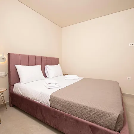 Avali Deluxe Apartament *