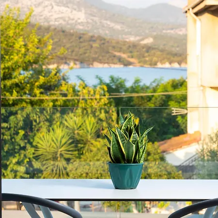 Avali Deluxe Apartman *